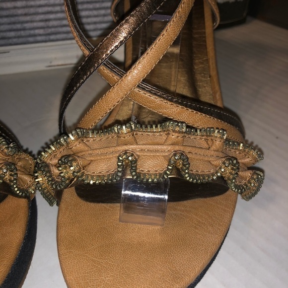 Bke caramel & bronze wedges/sandals - Picture 2 of 10